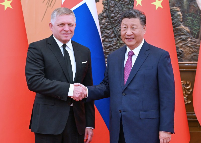 Xi pohvalio slovačkog premijera zbog 'vjernosti' prijateljstvu s Kinom