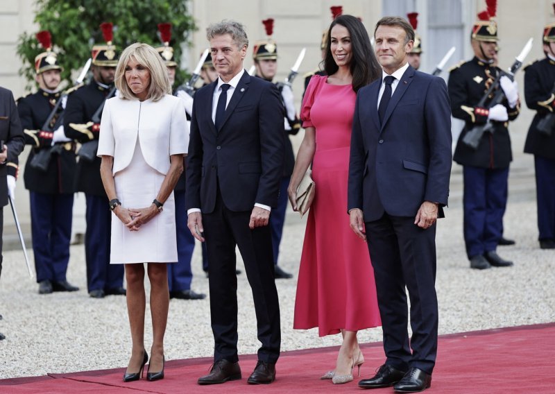 Zasjenila je čak i Brigitte Macron: Nova 'prva dama' Slovenije mamac je za poglede