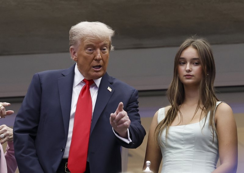 Umjesto Melanije Donaldu Trumpu društvo je pravila samozatajna unuka, kći Ivanke Trump