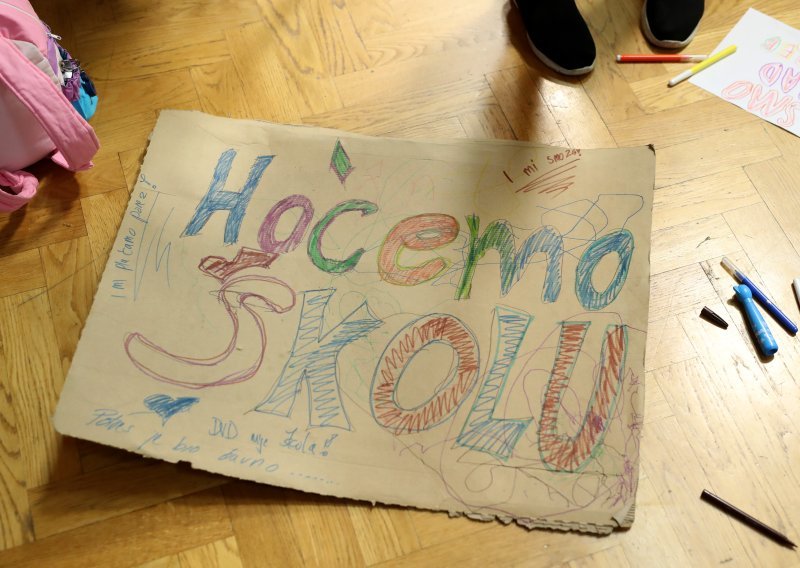 Ogorčeni roditelji nisu doveli djecu u školu u Donji Dragonožec: 'Sramota!'