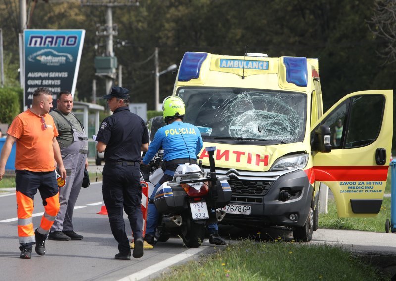 Objavljeni detalji užasa u Karlovcu: Vozilo hitne odbačeno na pješakinju, poginula je