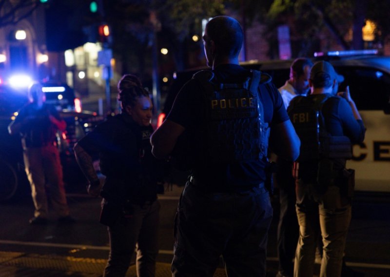 'Operacija Midway Blitz': Trump pokrenuo saveznu operaciju u Chicagu
