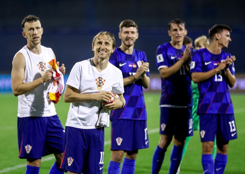 Pogledajte kako je u svlačionici proslavljen 40. rođendan Luke Modrića