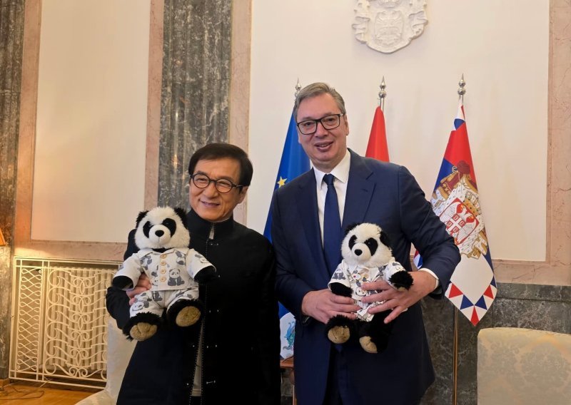 Slavni holivudski glumac stigao u Beograd, ovako je izgledao njegov susret s Vučićem