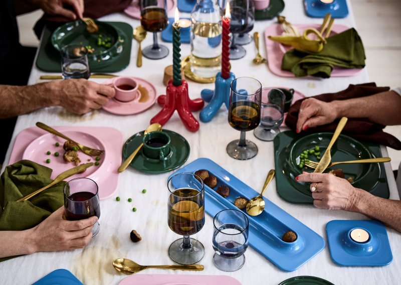 Ikea ima novu kolekciju posuđa i dekoracija osmišljenu za blagdane