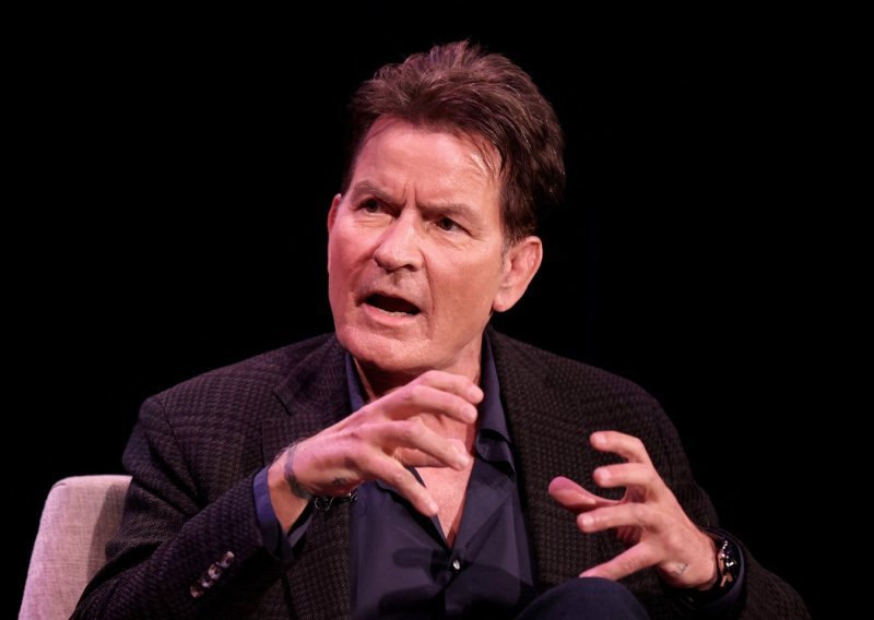Charlie Sheen šokirao priznanjima: Dotakao se ovisnosti, gubitka nevinosti, ali i dijagnoze HIV-a