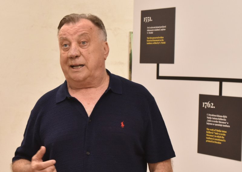Iznenadio publiku: Halid Bešlić je u bolnici, a danas objavljuje pjesmu posvećenu voljenoj supruzi