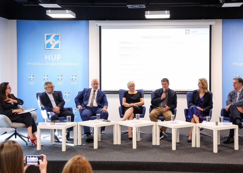 Zatvaraju se male trgovine, mljekari nestaju: 'Rekao bi netko da nas se namjerno želi uništiti'