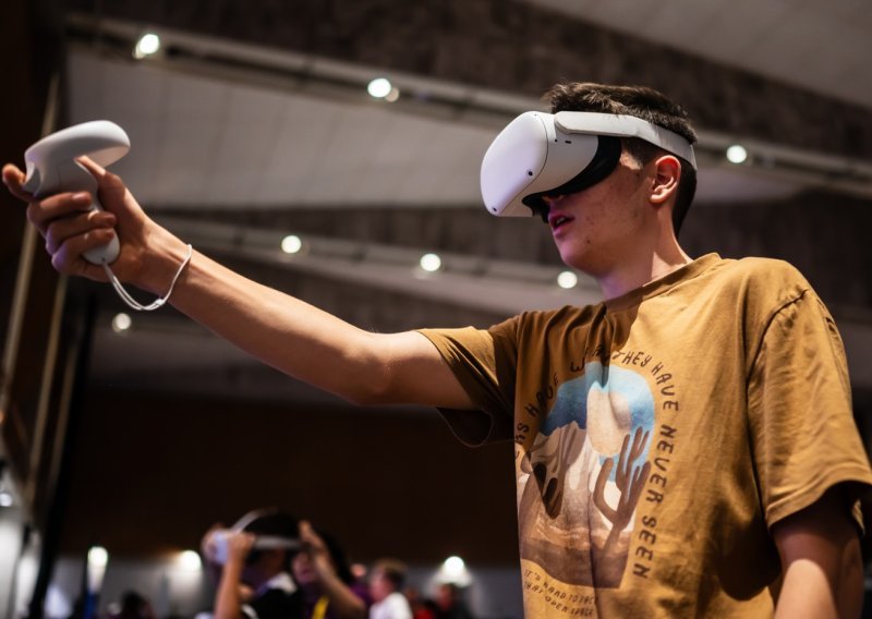 Meta navodno zataškala koliko su njezine konzole za VR opasne za djecu