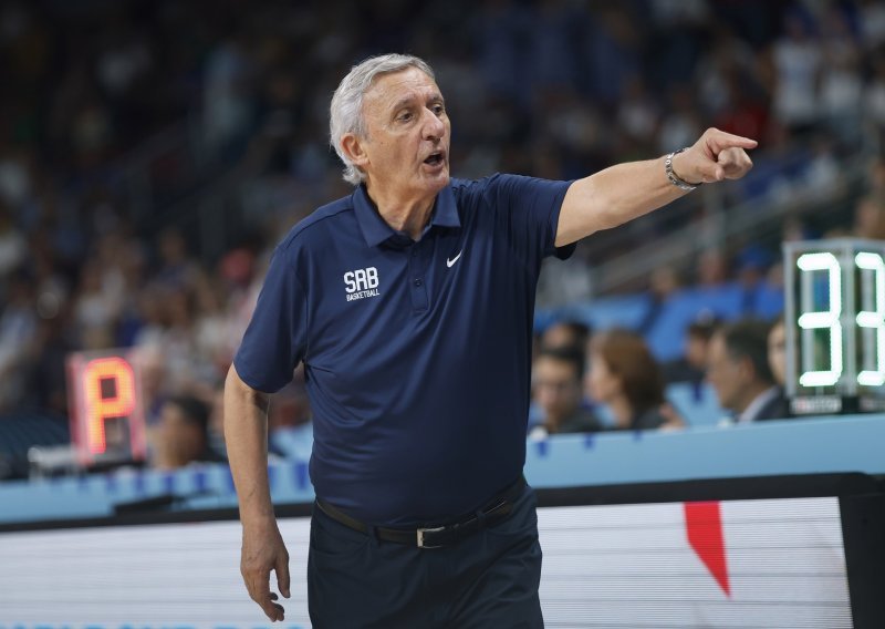 Dok se govori o njegovoj smjeni, Pešić dao izjavu koja će odjeknuti u Srbiji
