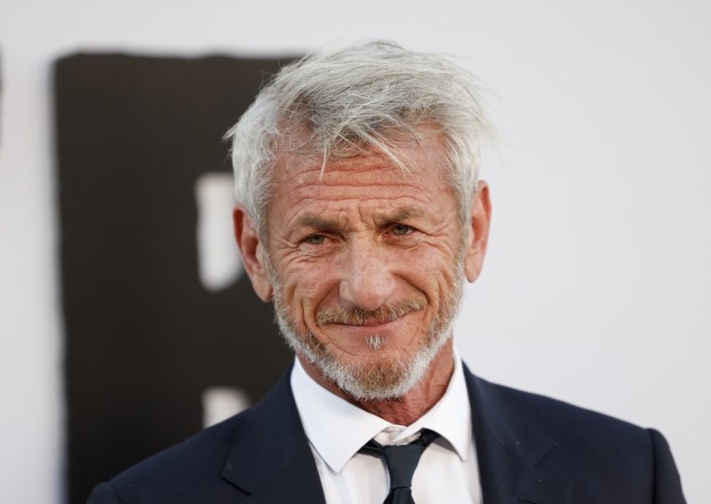Sean Penn otkrio o čemu je razgovarao s Putinom na večeri