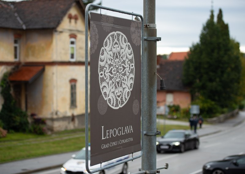Otvoren Međunarodni festival čipke: Bogat umjetnički i edukativni program uz gulaš