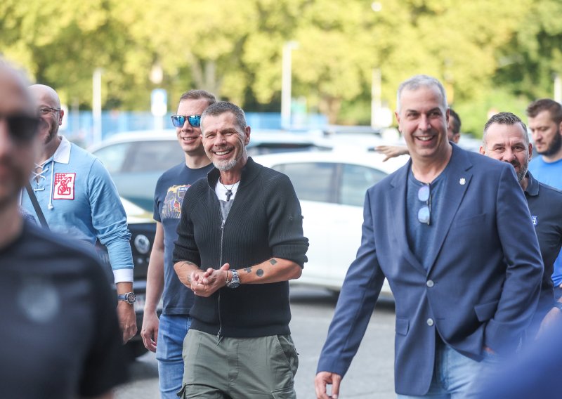 Zvonimir Boban obavio 'dinamovsku' dužnost; zaokružio je svoj listić...