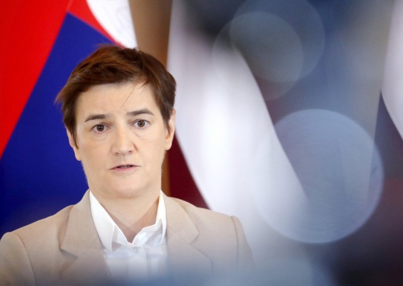 Hladan tuš za Anu Brnabić: Dočekana je riječima 'oprosti, nisam znala da si i ti ovdje'