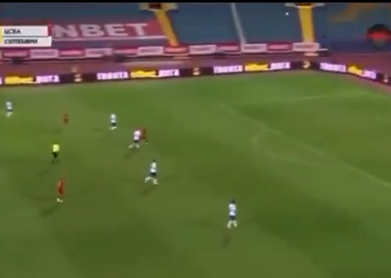Pogledajte gol o kojem bruji Europa! Bivši igrač Hajduka zabio je golčinu s centra