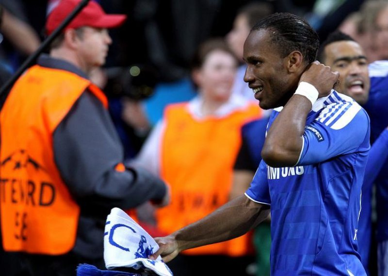 Drogba: Ostajem u Kini!