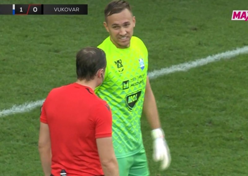 Čulina je poništio penal Vukovaru koji nije dobio ni korner iako je igrač Osijeka igrao zadnji