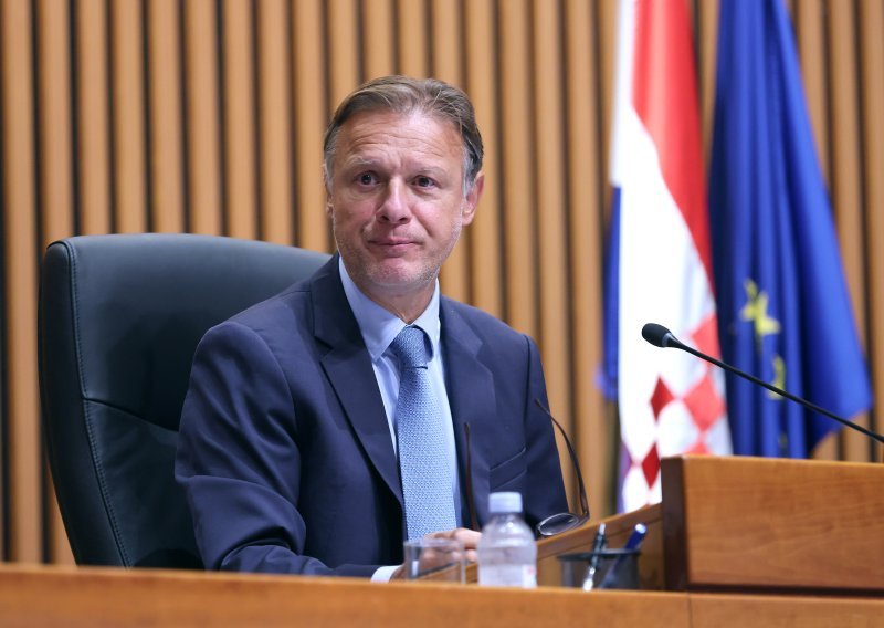 Jandroković: Oporba pokušava kontrolirati ustavne suce, a ne HDZ