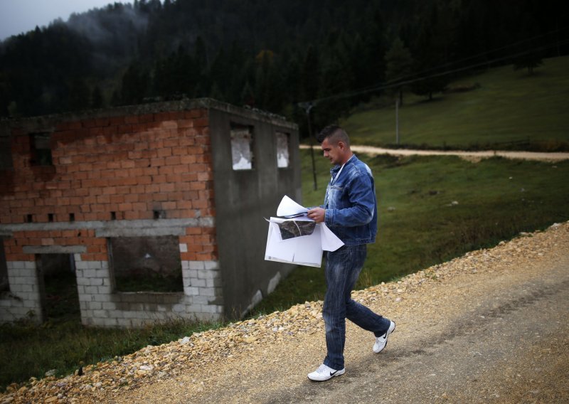 'Hrvati u BiH opet doživljavaju progon i egzodus'