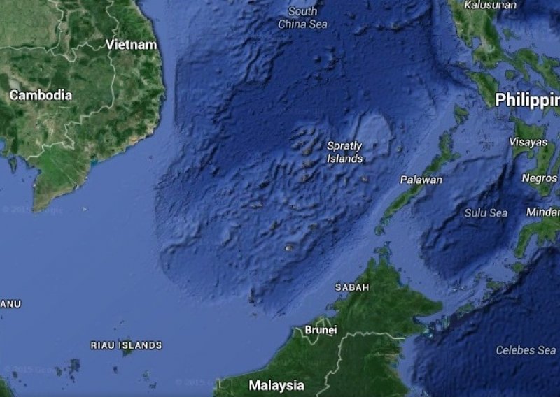 SAD u sukobu s Kinom zbog gradnje u Južnom kineskom moru