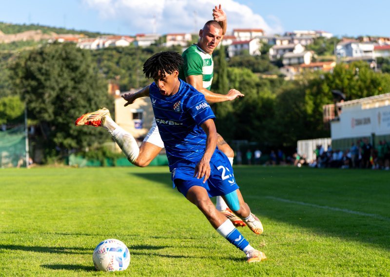 Velika vijest za Dinamo: Mlada zvijezda ostaje u Maksimiru još dvije godine
