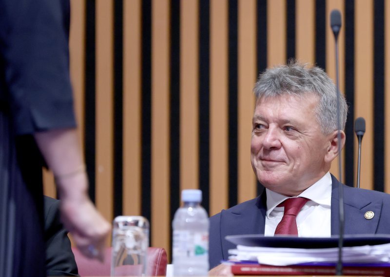 Turudić odgovorio oporbi: Nemam mentora. Nije mi bitno da vam budem simpatičan