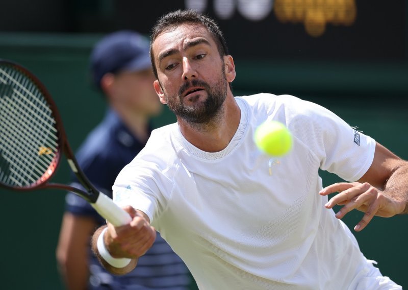 Marin Čilić se i dalje nekako drži u top 100, veliki skok Luke Mikruta