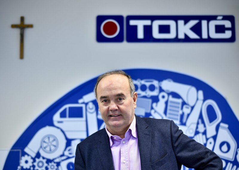Simulacija financiranja putem tržišta kapitala: Poduzeća uče sve o obveznicama i IPO-u