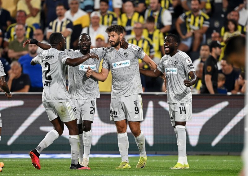 Bruno Petković fenomenalnom panenkom oduševio Tursku