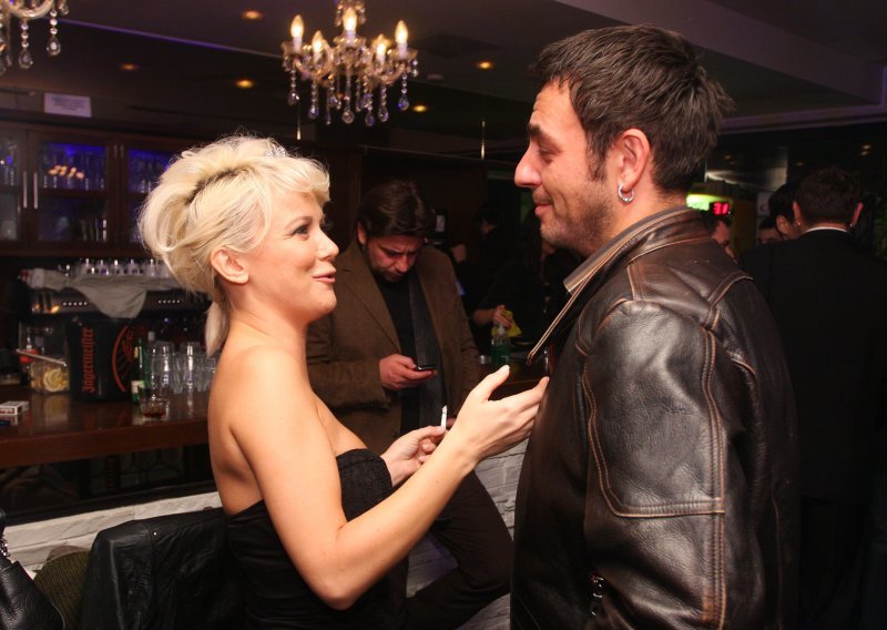 Sandi objavio djelić atmosfere s proslave rođendana Maje Šuput. Među gostima i - Šime