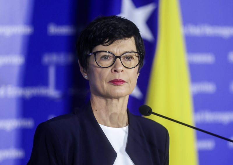 Povjernica za proširenje EU-a: BiH je već izgubila godinu dana