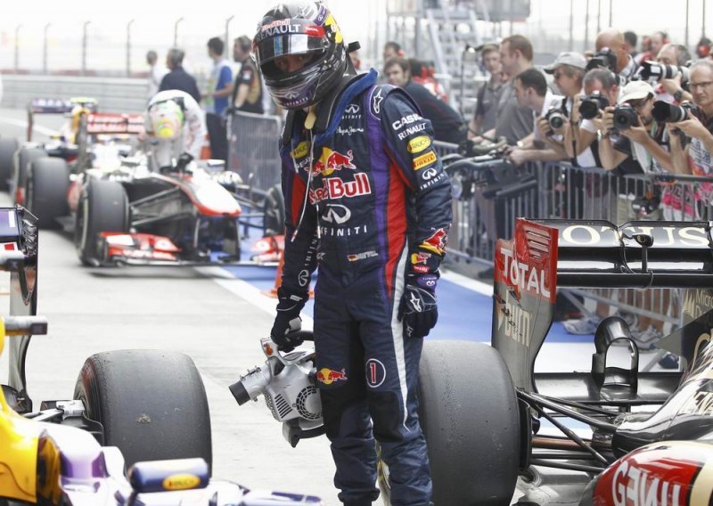 Novi pole: Vettel opet najbrži na kvalifikacijama