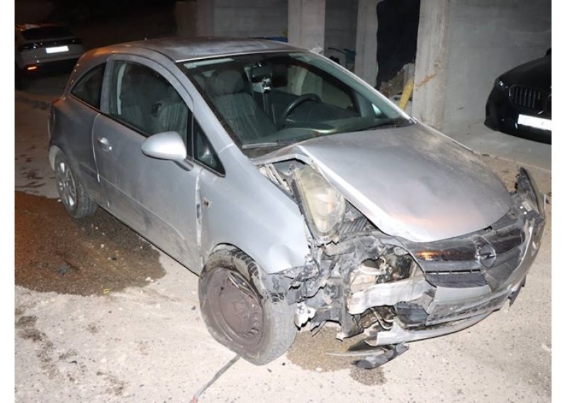 Pijani muškarac u Zagrebu naletio na stupiće i uzrokovao nesreću: Nije ni smio voziti