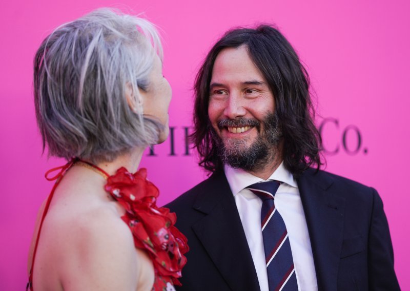 Glasnogovornik Keanu Reevesa stao na kraj nagađanjima: Ovo je istina o tajnom vjenčanju