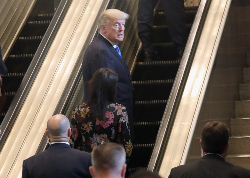 Bijela kuća traži istragu zbog incidenta koji je naljutio Trumpa u zgradi UN-a