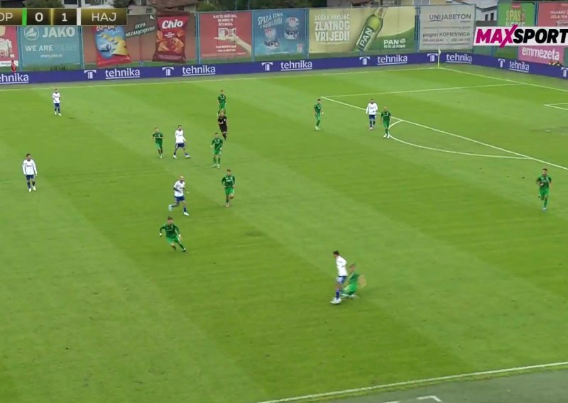 Pogledajte kako je niželigaš ostao s igračem manje protiv Hajduka; tragičar bio šokiran