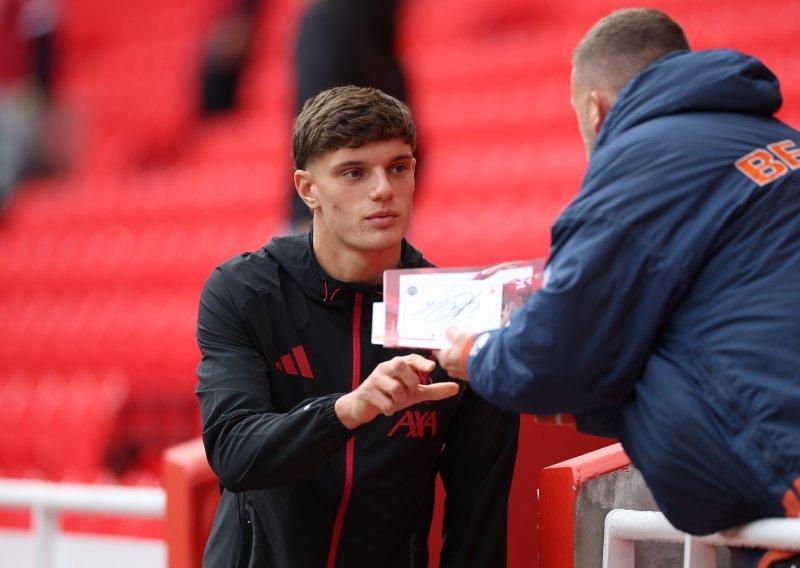 Liverpool ga doveo u velikom transferu, a on se teško ozlijedio u debiju