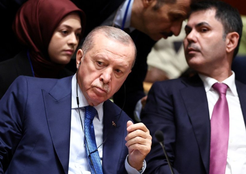 [VIDEO] Trump zaustavlja promet po New Yorku: Nakon Macrona, na cesti zapeo i Erdogan
