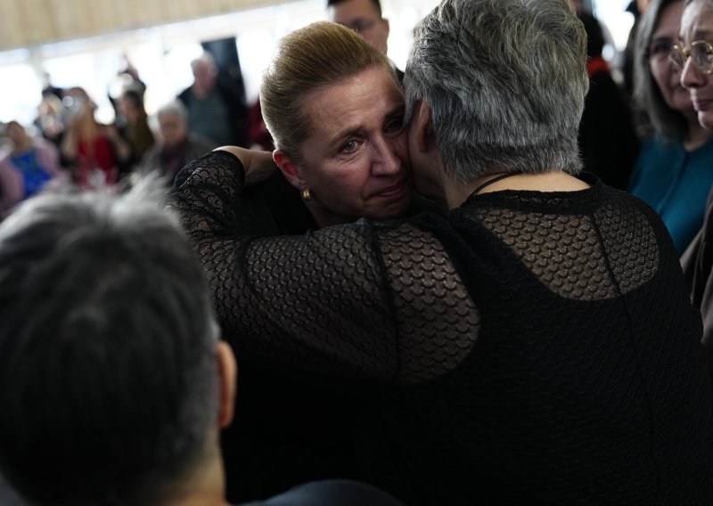 Danska premijerka u suzama: Mette Frederiksen se ispričala Grenlanđankama zbog prisilne kontracepcije