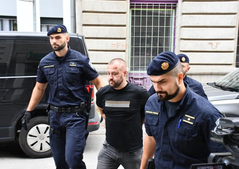 FOTO Priveden je osumnjičeni za ubojstvo bivšeg člana saborskog odbora