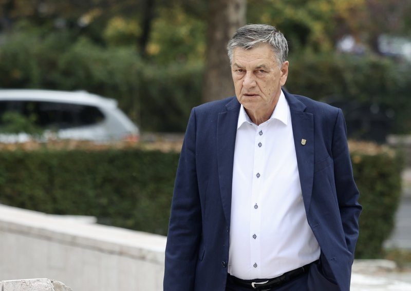 Gradonačelnik Zenice dobio četiri godine zatvora, a zabranjeno mu je i političko djelovanje