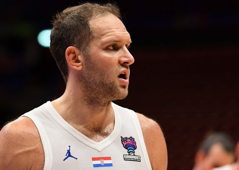 Znači li ova fotografija da se Bojan Bogdanović na velika vrata senzacionalno vraća u hrvatsku košarku?