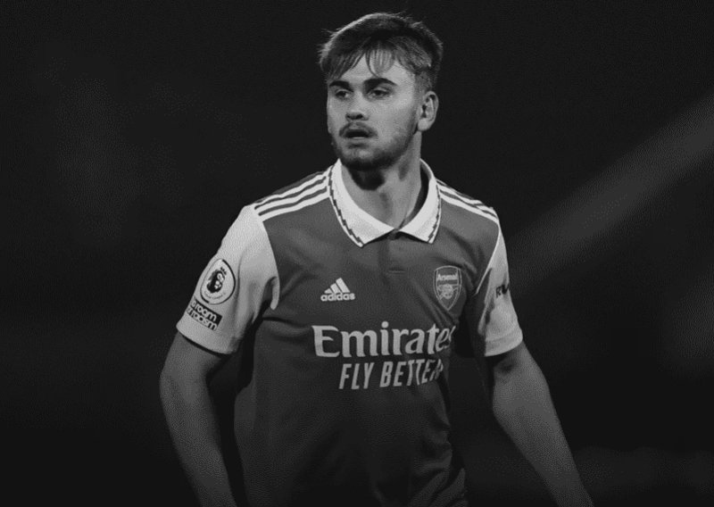 Bivši talent Arsenala (21) preminuo nakon što je na utakmici glavom udario o betonski zid