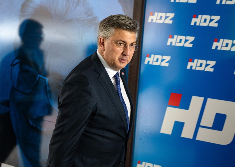 Plenković: Naš cilj je da prosječna mirovina iznosi 800 eura