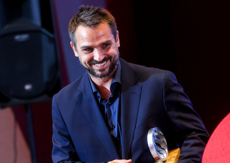 Nova frizura, stari šarm: Niko Kranjčar u osvježenom looku