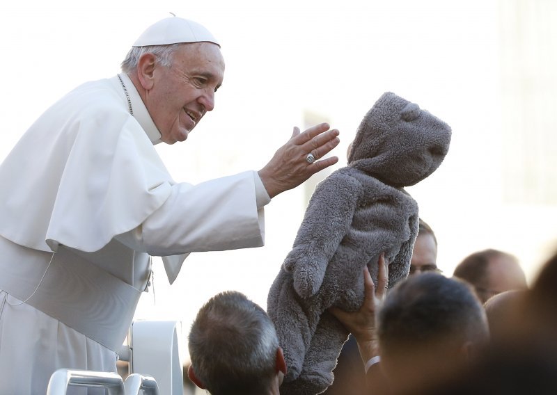 Papa označio početak vremena velikog oprosta