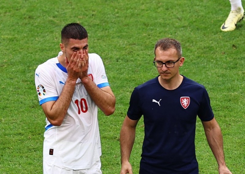 Za utakmicu s Hrvatskom Česima je zbog ozljede otpao prvi napadač