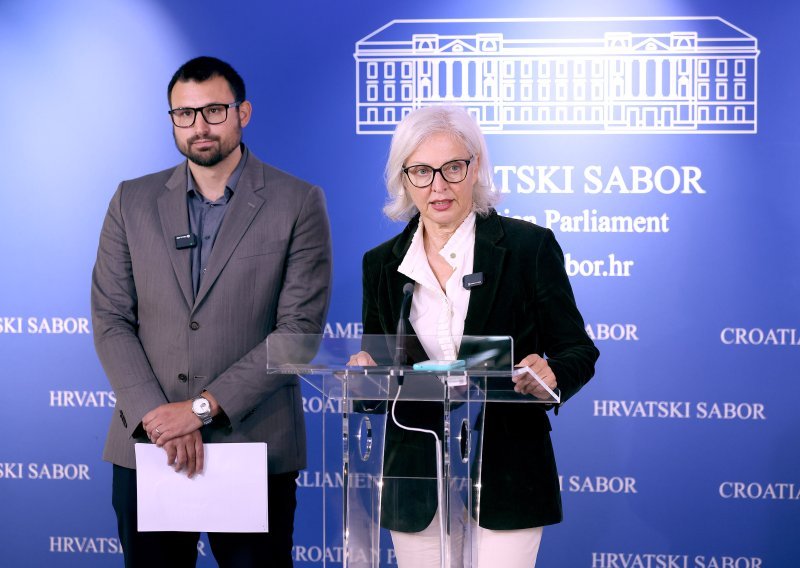Možemo! predlaže strožu regulaciju za pirotehniku: Uputili su novi prijedlog zakona