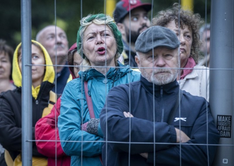 Još jedna europska zemlja trči u zagrljaj Rusiji: 'Bojim se da je prekasno...'