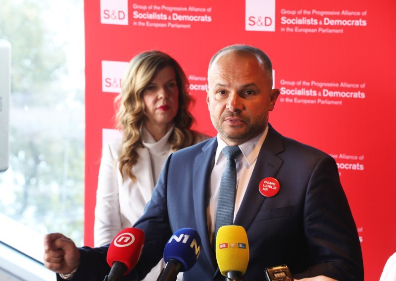 Hajdaš Dončić: Orban se ne želi odreći ruske nafte